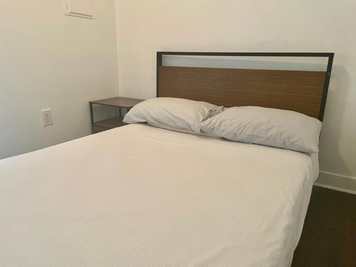Three Br Condo Step To Cn Tower Rogers Center With Free Parking Toronto Ngoại thất bức ảnh