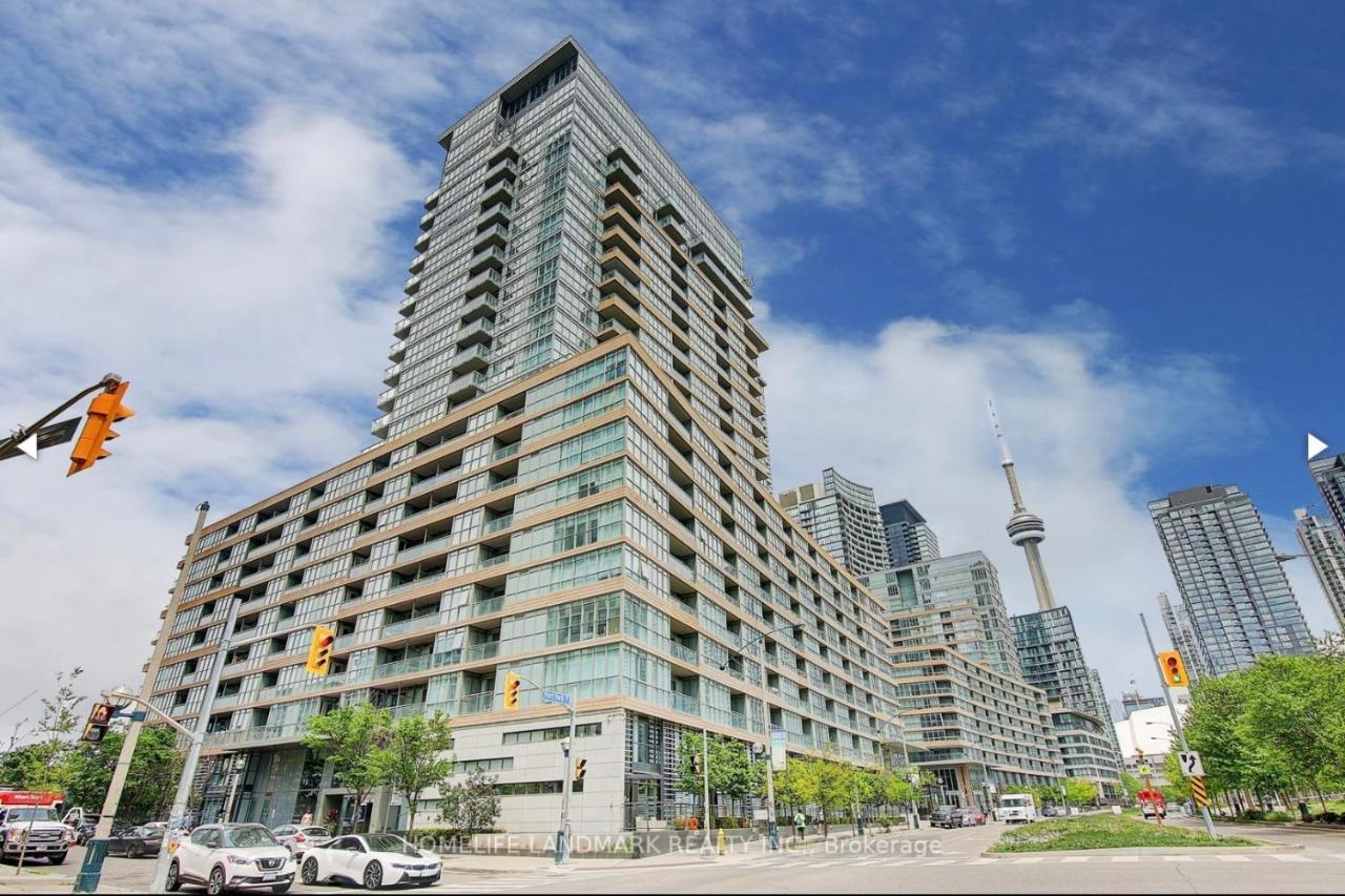 Three Br Condo Step To Cn Tower Rogers Center With Free Parking Toronto Ngoại thất bức ảnh